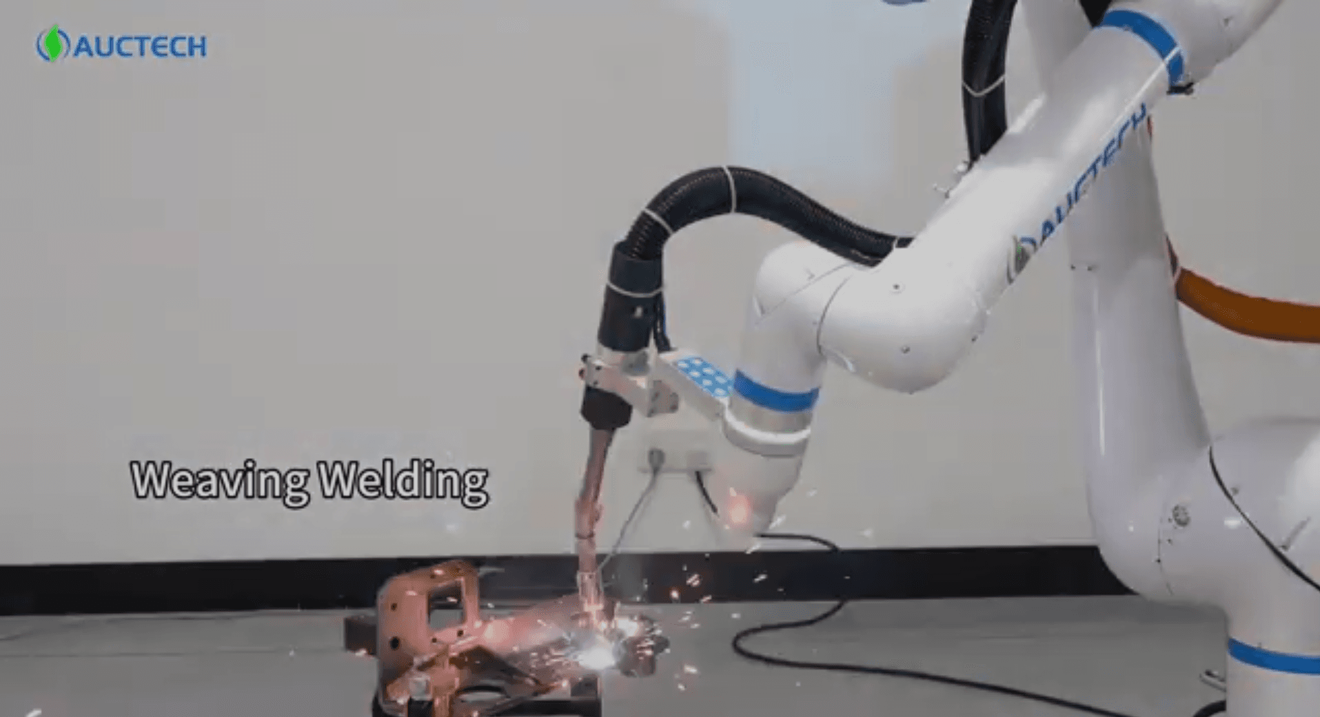 https://a.storyblok.com/f/298593/1915x1041/4b67099b27/q-botics-welding.png